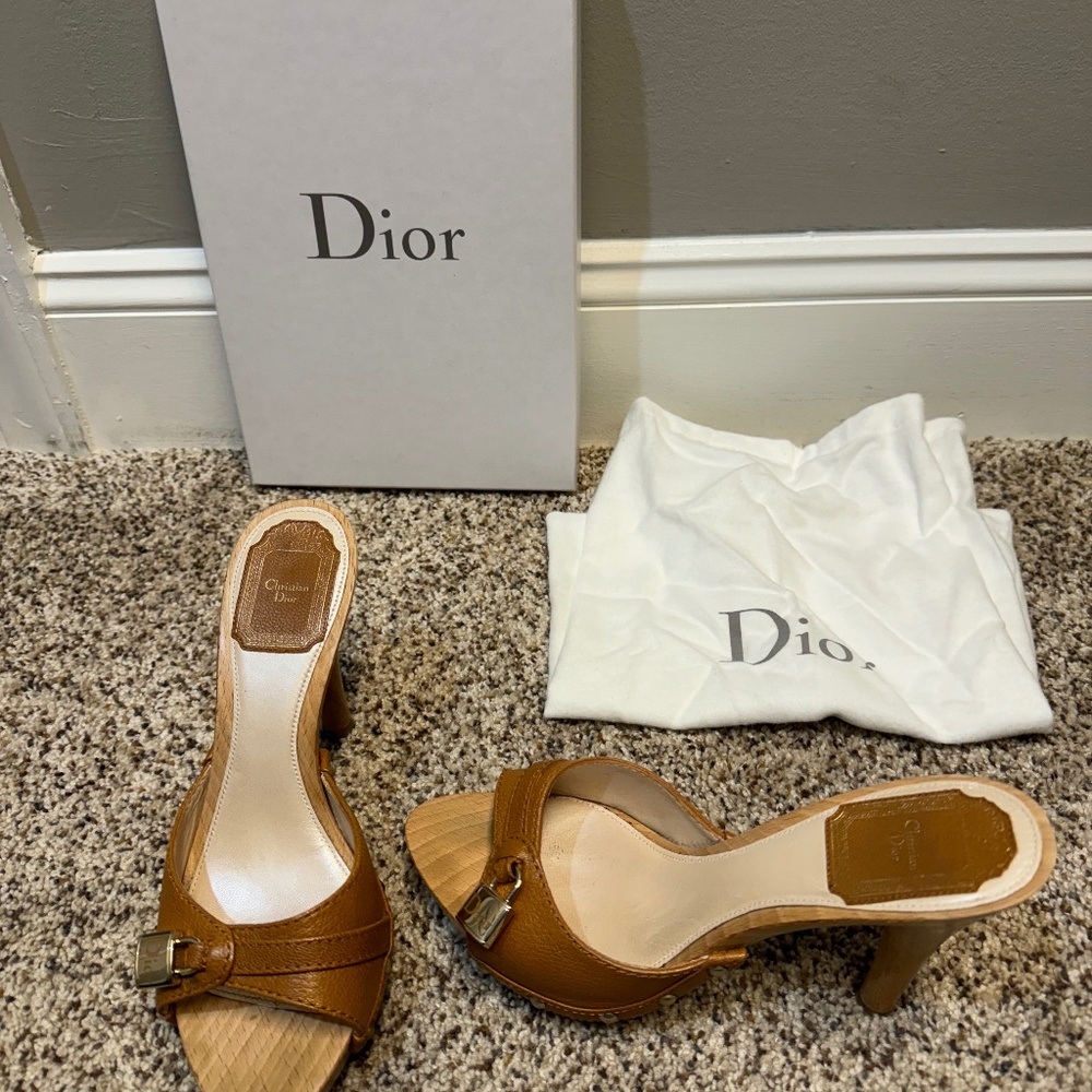 Christian Dior nude/tan heels size 6.5